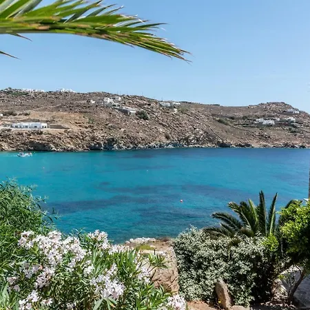 Pensión Etesians Suites&villas 4*