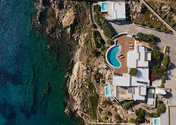 Etesians Suites&villas Pensión