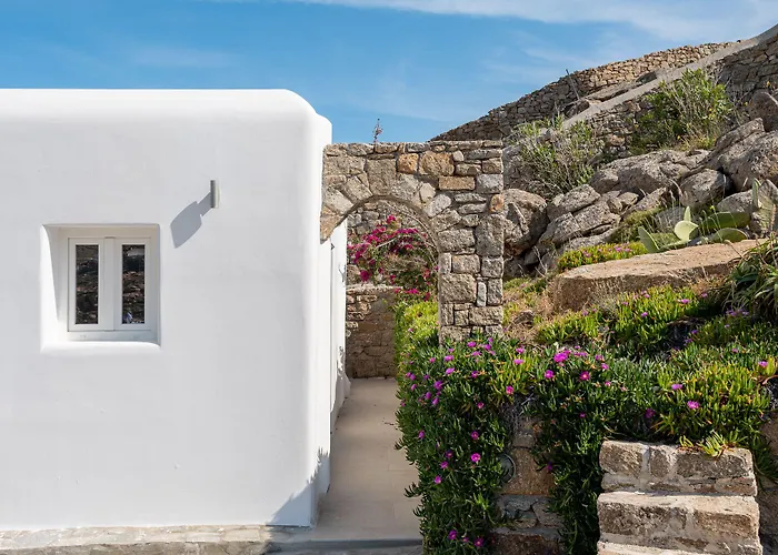 Pensión Etesians Suites&villas 4*