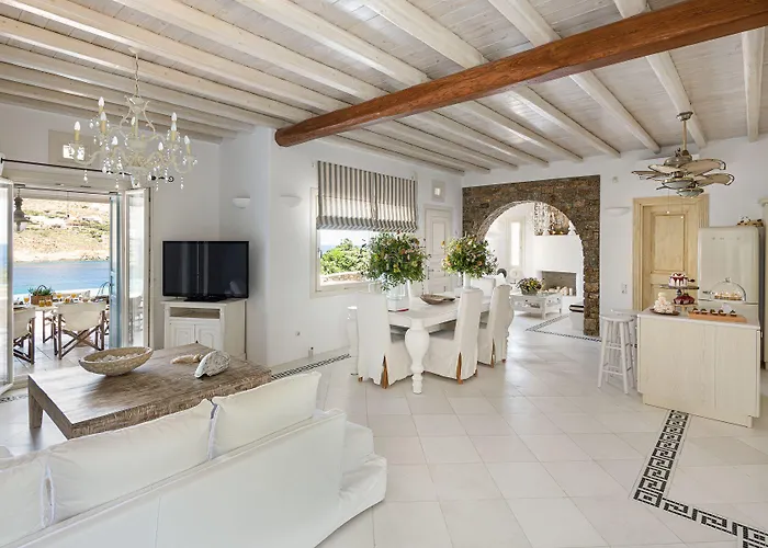 Etesians Suites&villas Pensión 4*