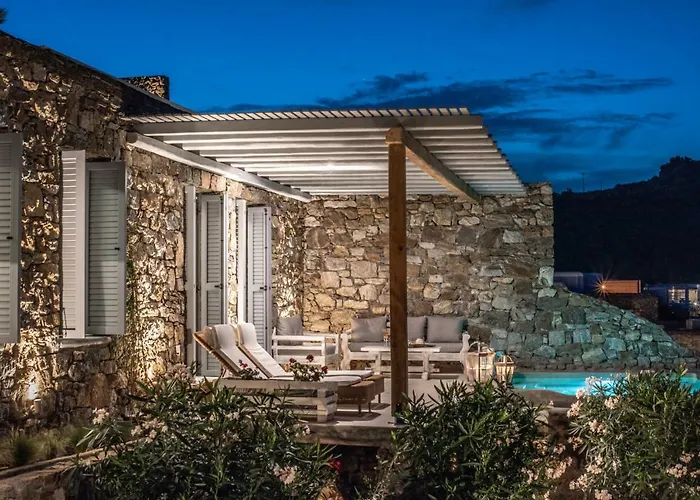 Etesians & 수퍼 파라다이스 비치