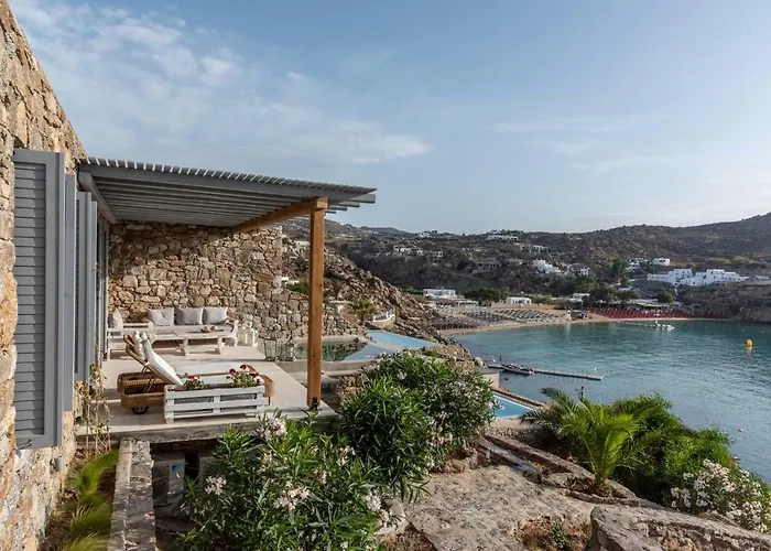 Pensión Etesians Suites&villas