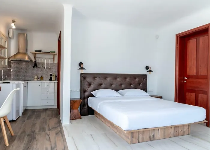 Etesians Suites&villas Pensión