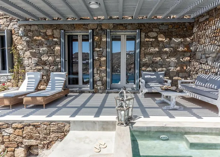 Pensión Etesians Suites&villas 4*