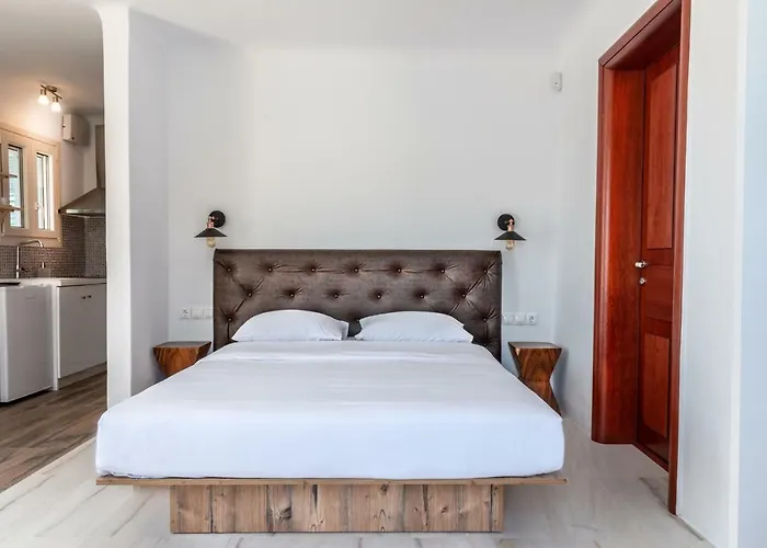 Pensión Etesians Suites&villas