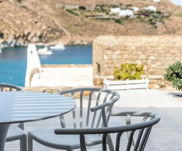 Etesians Suites&villas Pensión 4*