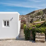 Pensionat Etesians & 4*