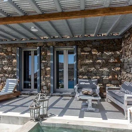 Etesians & Guest house Super Paradise Beach (Mykonos)