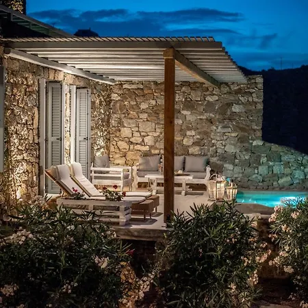 Etesians & Guest house Super Paradise Beach (Mykonos)