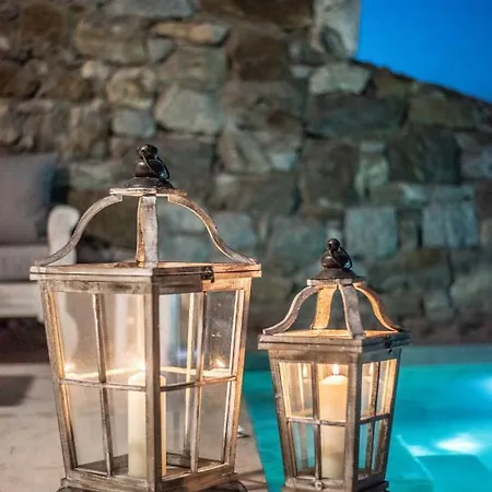 Guest house Etesians & Super Paradise Beach (Mykonos)