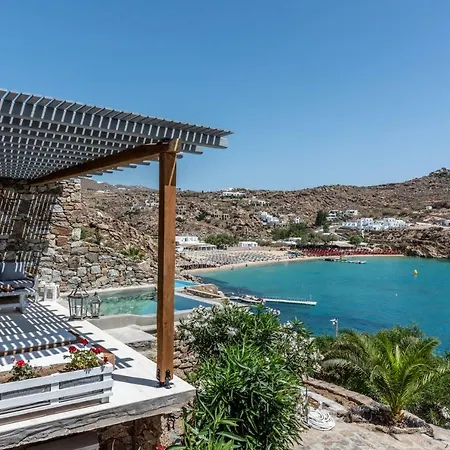 Guest house Etesians & Super Paradise Beach (Mykonos)