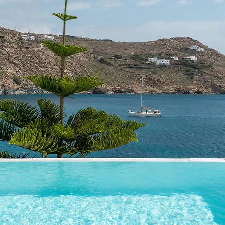 Etesians & Guest house Super Paradise Beach (Mykonos)