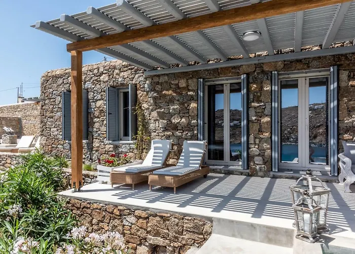 Affittacamere Etesians & Super Paradise Beach (Mykonos)